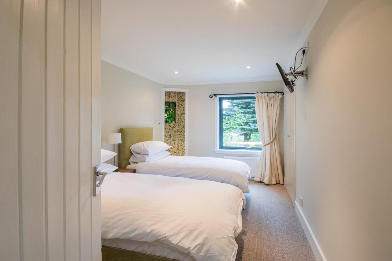 Loch Tay Highland Lodges And Glamping Park Morenish Ngoại thất bức ảnh